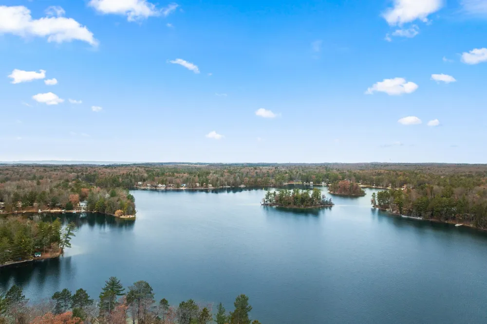 4411 Lakeview Trail East Bay Township, MI 49696