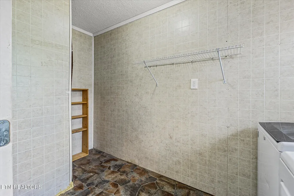 111 Guffey Lane Jamestown, TN 38556