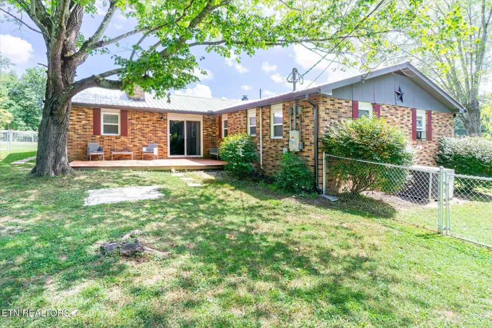 111 Guffey Lane Jamestown, TN 38556