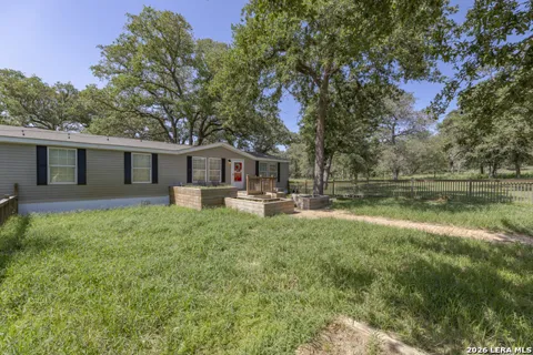 111 LONGHORN RD