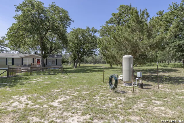 111 LONGHORN RD Stockdale, TX 78160