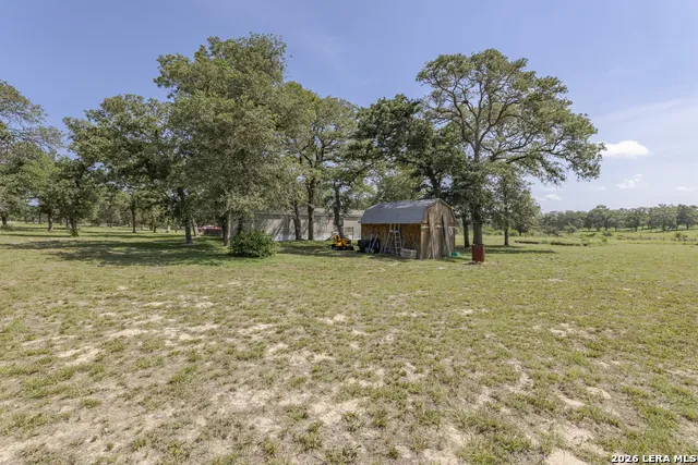 111 LONGHORN RD Stockdale, TX 78160