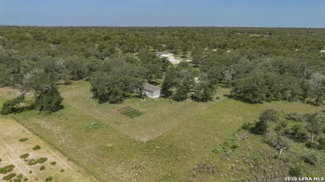 111 LONGHORN RD Stockdale, TX 78160