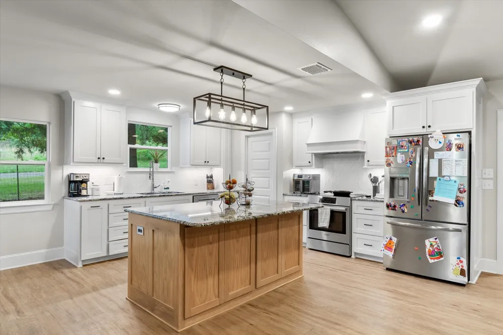 10344 Fm 16 W Lindale, TX 75771