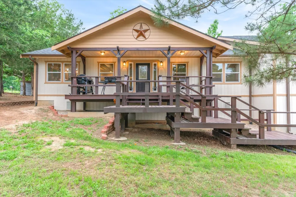 10344 Fm 16 W Lindale, TX 75771