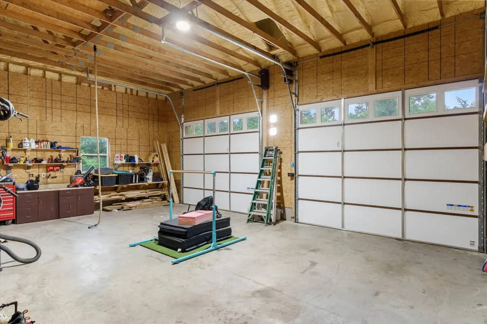 10344 Fm 16 W Lindale, TX 75771