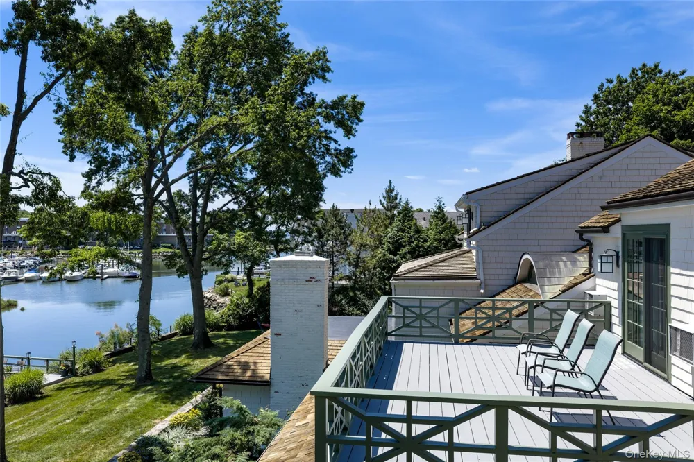 87 Hix Avenue Rye, NY 10580