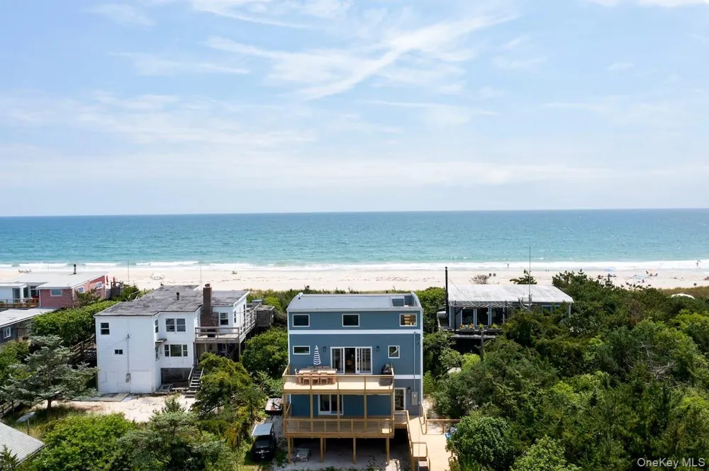 52 Lewis Walk Cherry Grove, NY 11782