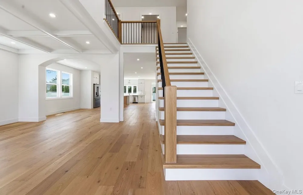 62 Adelhaide Lane East Islip, NY 11730
