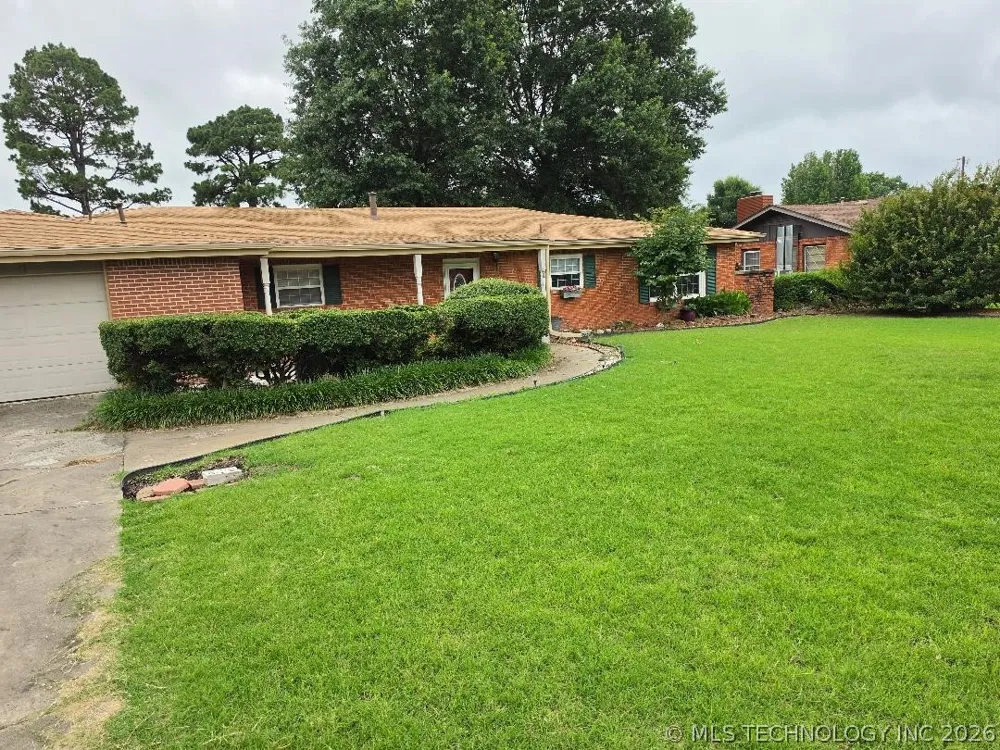 817 W Date Street Okemah, OK 74859