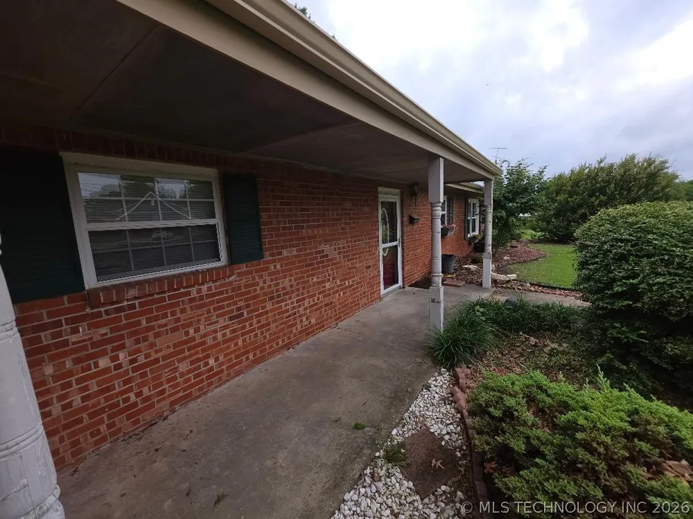817 W Date Street Okemah, OK 74859