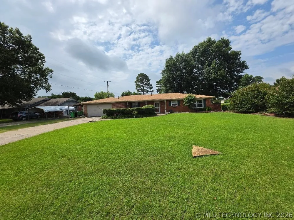817 W Date Street Okemah, OK 74859
