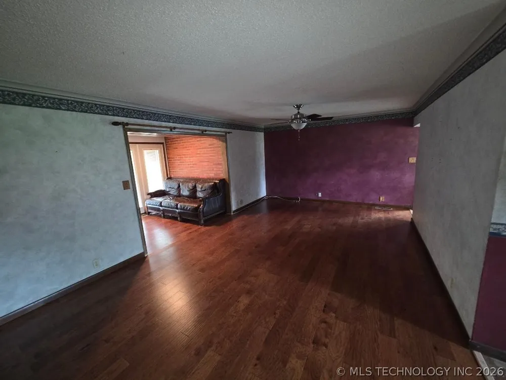 817 W Date Street Okemah, OK 74859