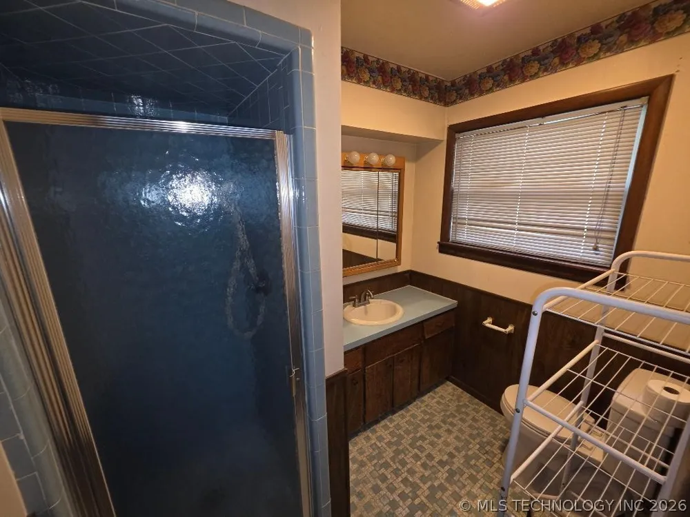 817 W Date Street Okemah, OK 74859