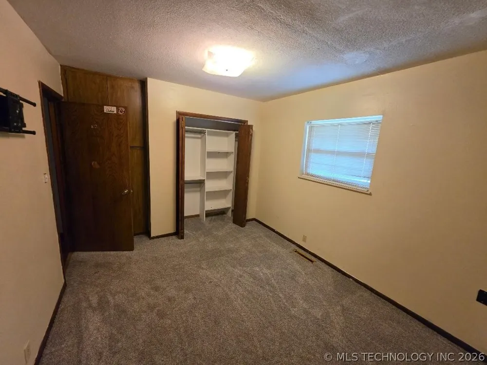 817 W Date Street Okemah, OK 74859