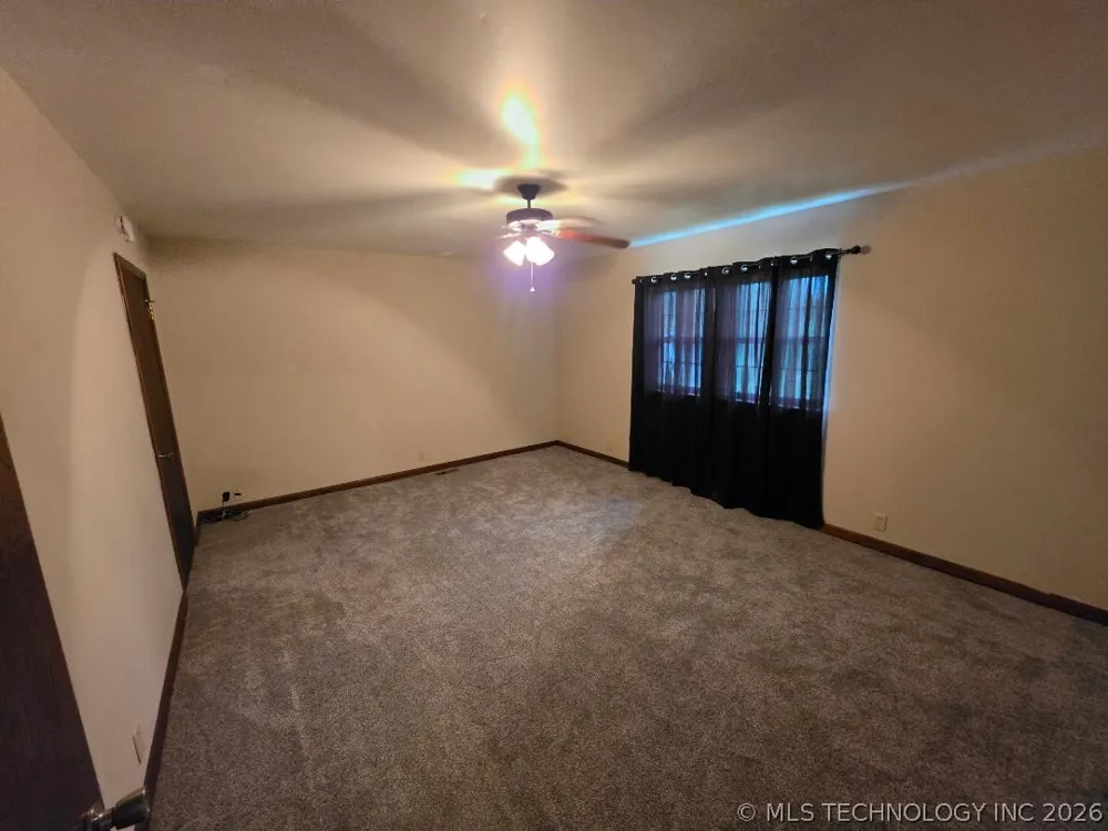 817 W Date Street Okemah, OK 74859