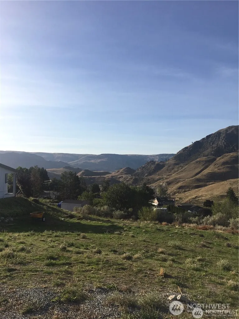 0 NNA Riverview Cemetery Road Chelan, WA 98816