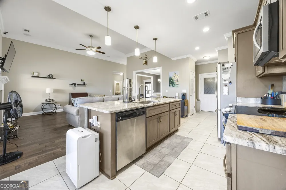 504 Falls DR Bonaire, GA 31005