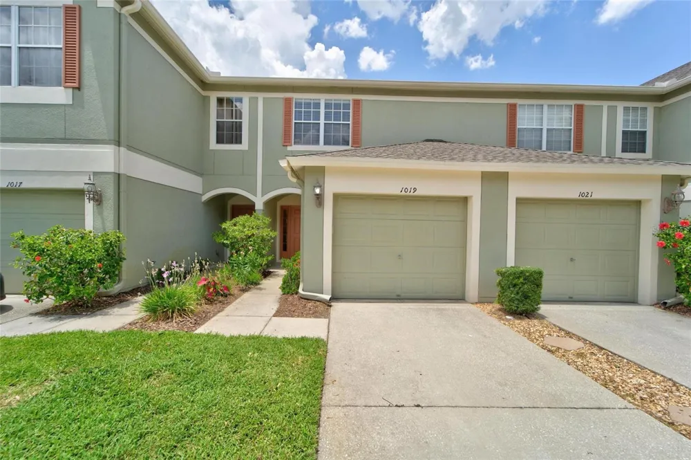1019 VISTA CAY COURT Brandon, FL 33511
