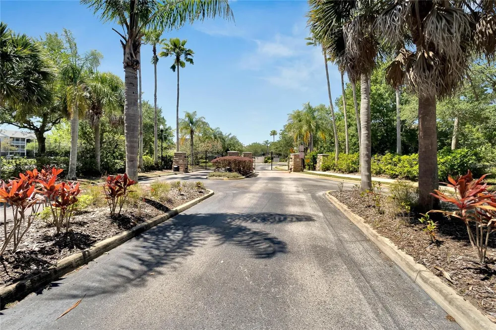 1019 VISTA CAY COURT Brandon, FL 33511