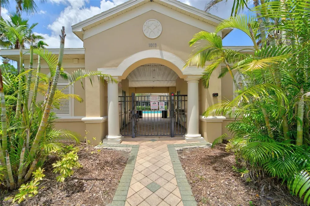 1019 VISTA CAY COURT Brandon, FL 33511