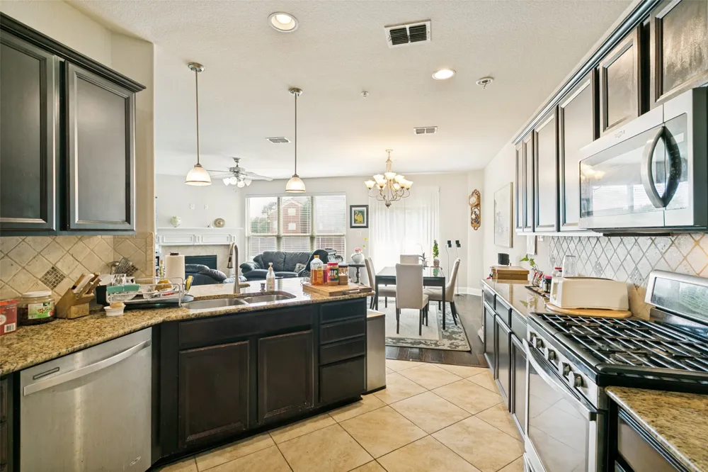 2622 Jackson Drive Lewisville, TX 75067