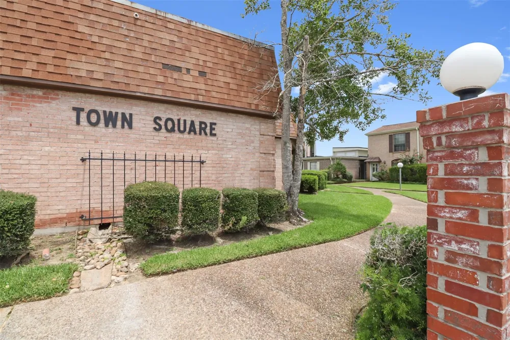 1304 Ward Road #5 Baytown, TX 77520