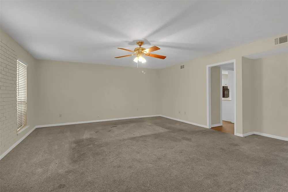 1304 Ward Road #5 Baytown, TX 77520