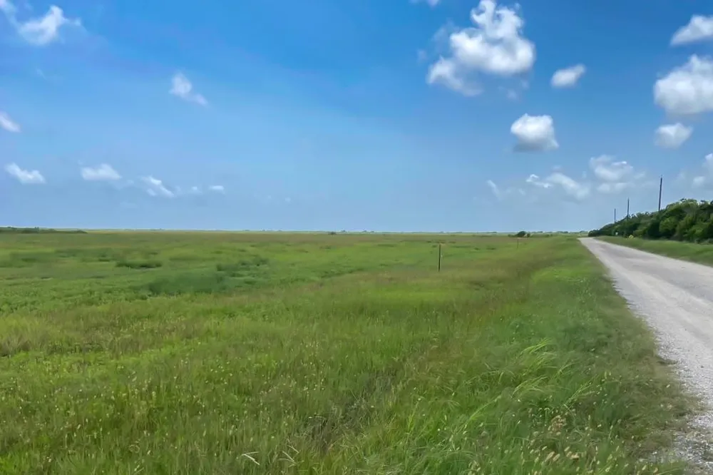 2 Chambliss Rd Sargent, TX 77414