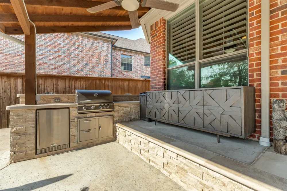 10325 Fire Ridge Drive Frisco, TX 75033