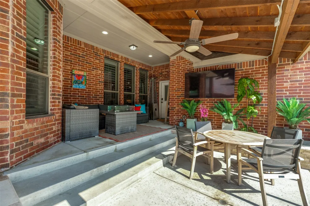 10325 Fire Ridge Drive Frisco, TX 75033