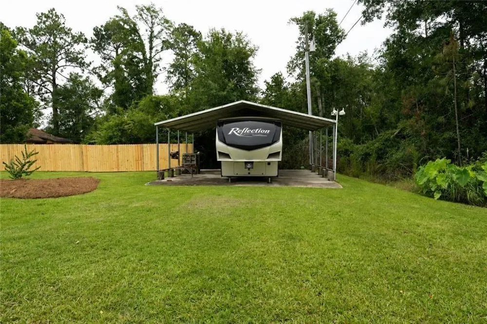133 English Street E Douglas, GA 31535
