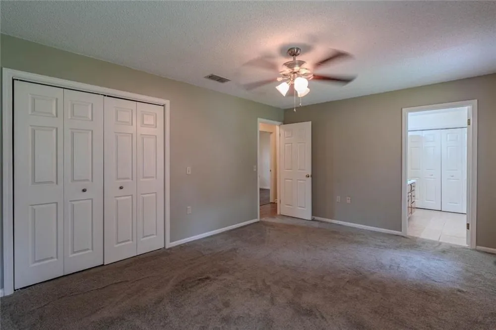 133 English Street E Douglas, GA 31535