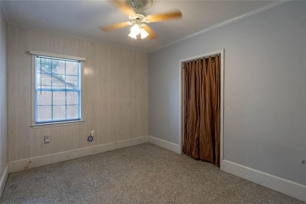 133 English Street E Douglas, GA 31535