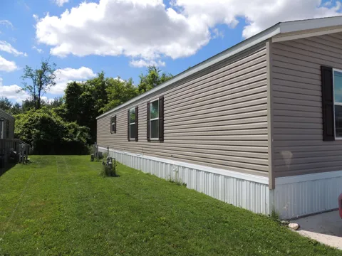 1082 Hemlock Drive