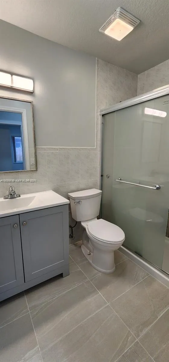 14817 SW 180th St Miami, FL 33187