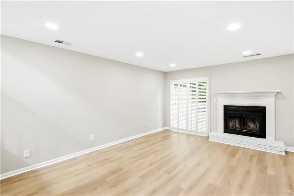 301 Bridge Lane SE #301 Smyrna, GA 30082