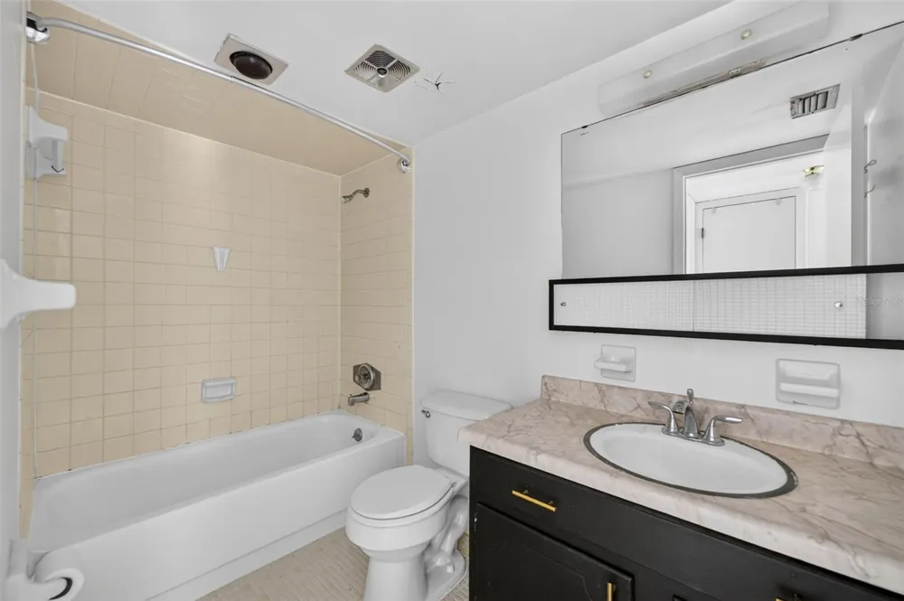 644 KNOWLES AVENUE #3 Winter Park, FL 32789