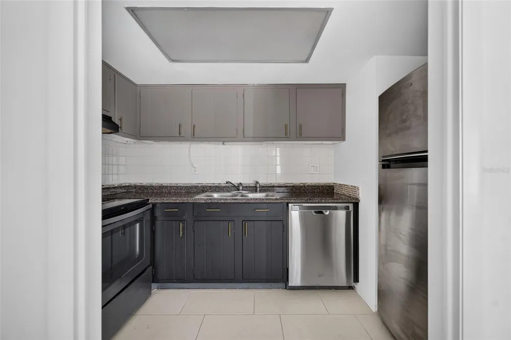 644 KNOWLES AVENUE #3 Winter Park, FL 32789