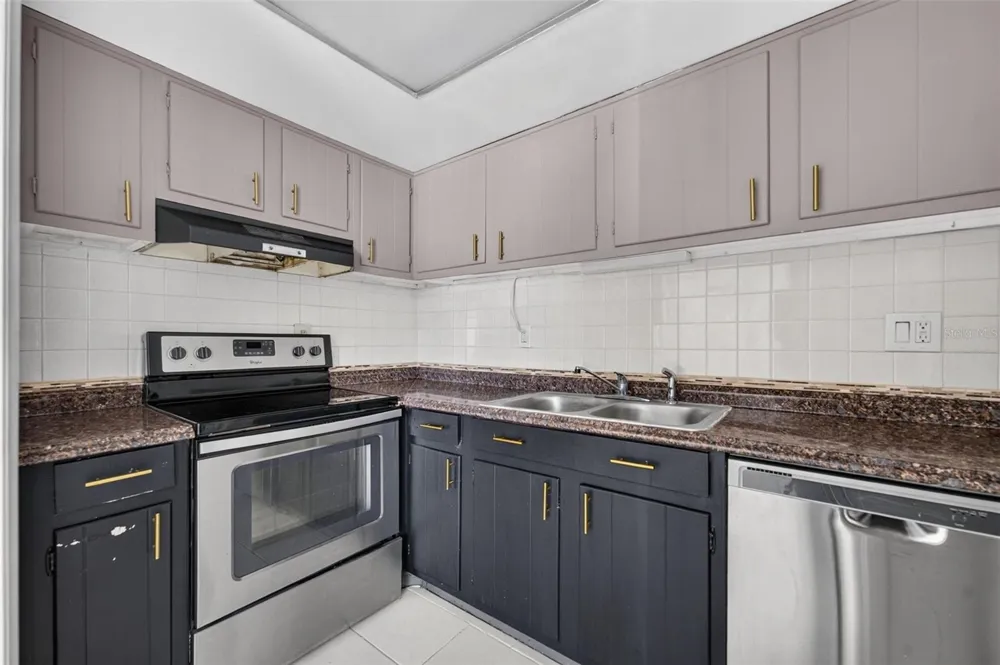 644 KNOWLES AVENUE #3 Winter Park, FL 32789