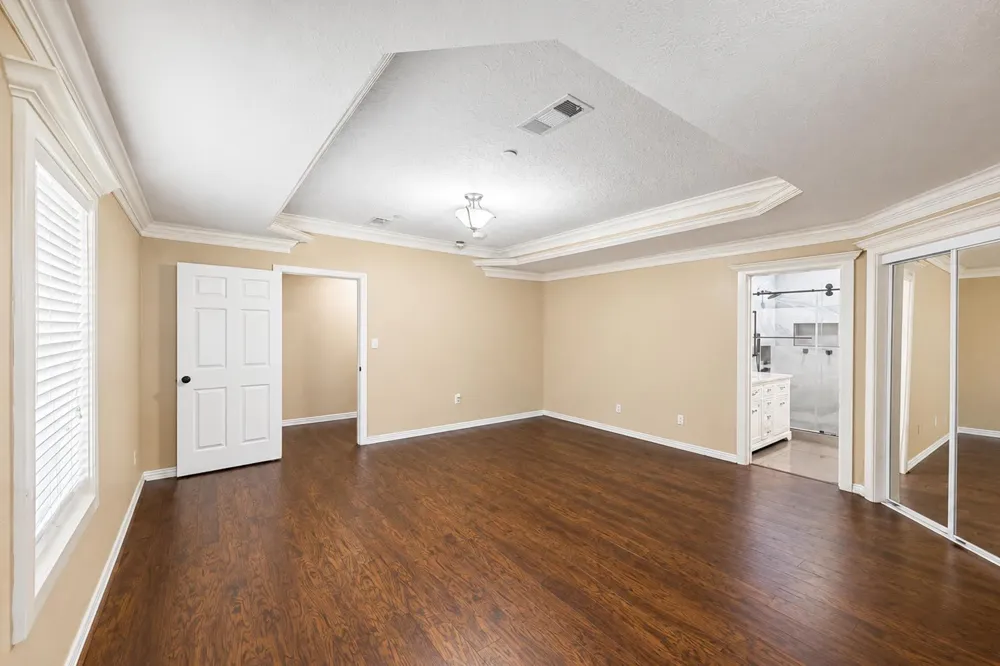 2114 Penny Lake Drive Wallis, TX 77485