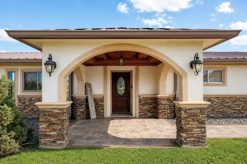 2114 Penny Lake Drive Wallis, TX 77485
