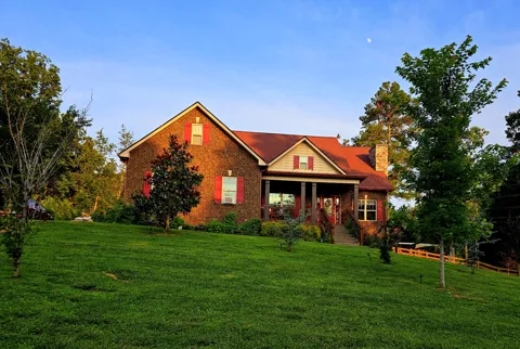 104 Yates Dr