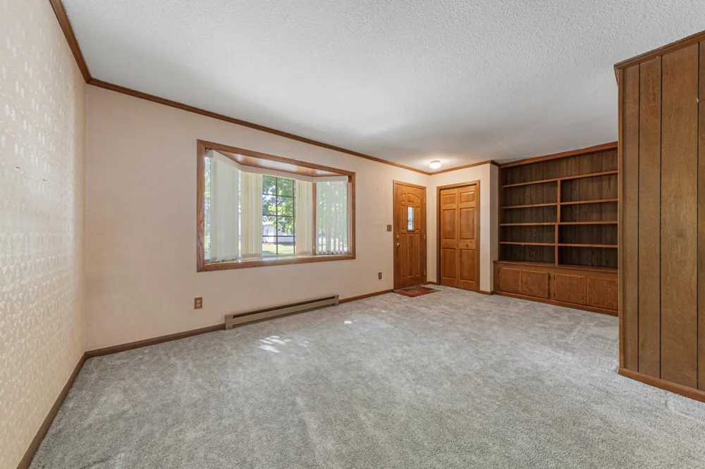112 4th Street S Gaylord, MN 55334