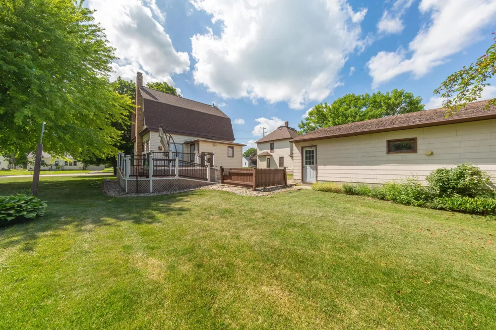 112 4th Street S Gaylord, MN 55334