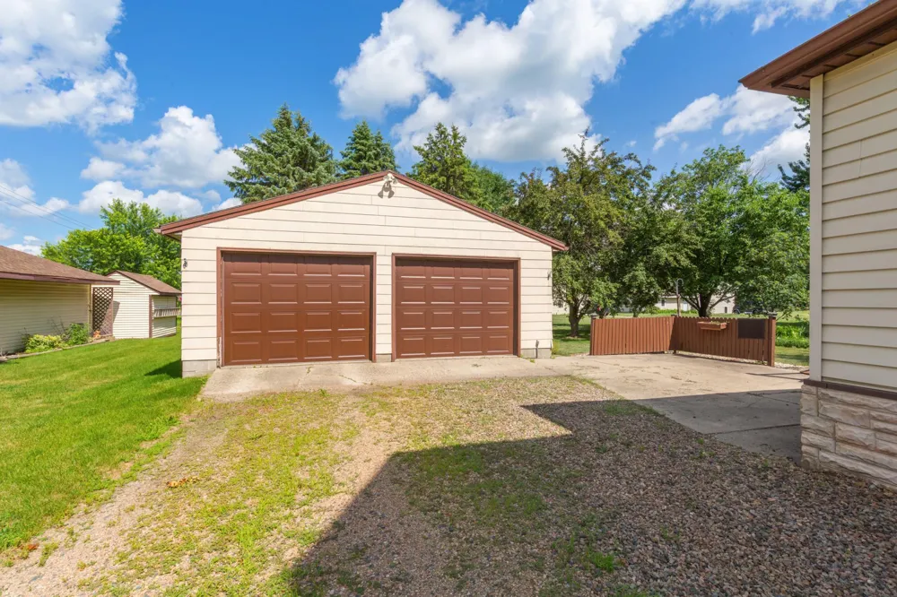 112 4th Street S Gaylord, MN 55334