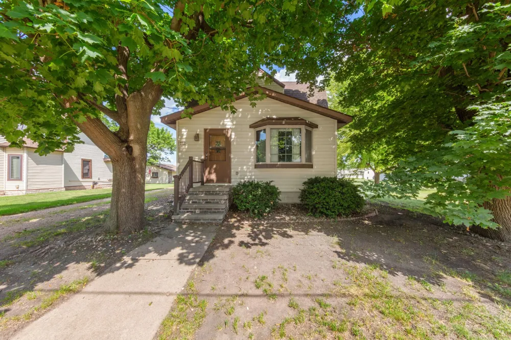 112 4th Street S Gaylord, MN 55334