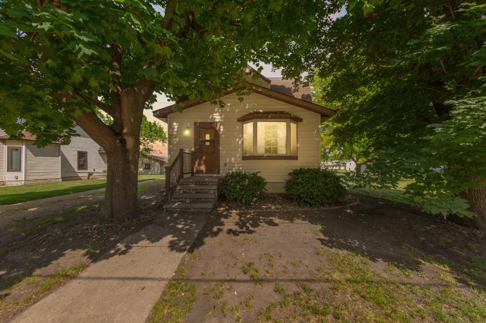 112 4th Street S Gaylord, MN 55334