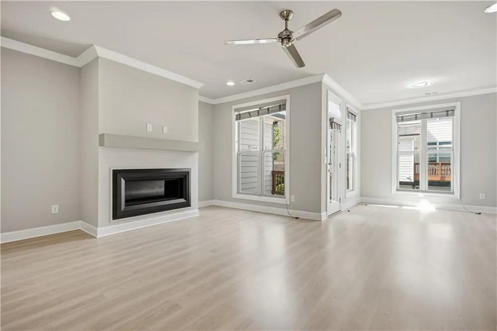 2217 Parkside Glen View #221 Duluth, GA 30097