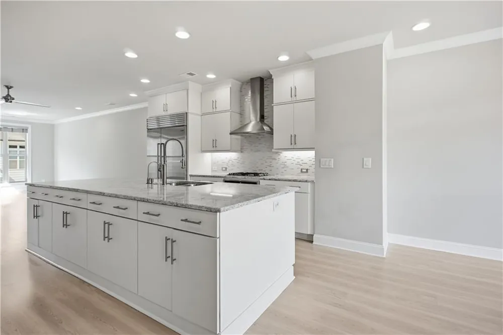 2217 Parkside Glen View #221 Duluth, GA 30097